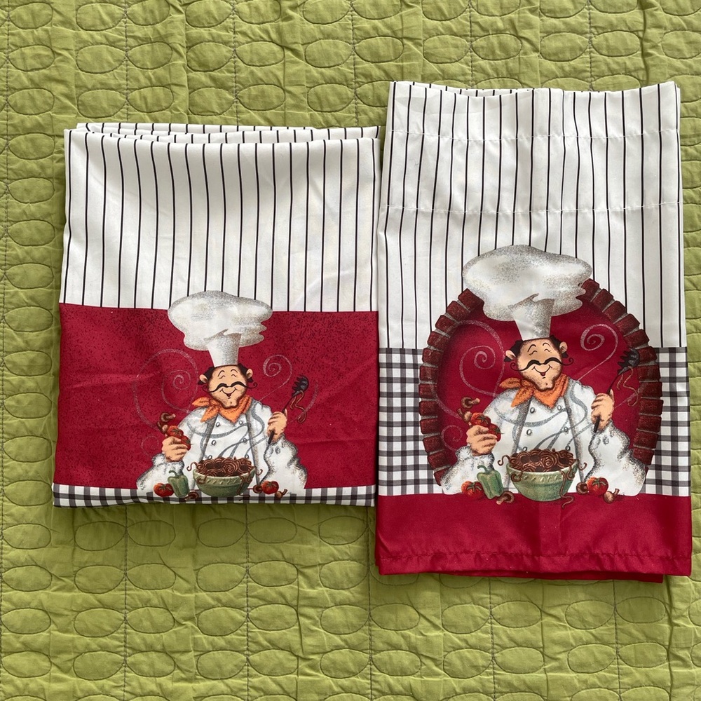 Mainstay gingham w/red & white w/ black stripe Kitchen Curtain with Chef pic